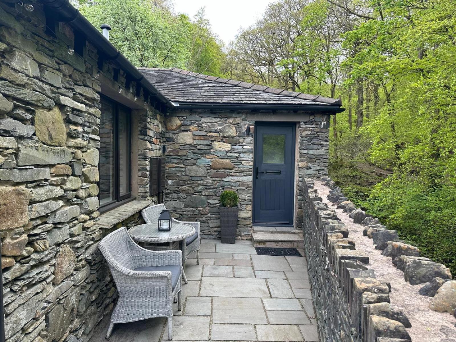 Spacious Property With Waterfall View By Letmestay Ambleside Exteriör bild